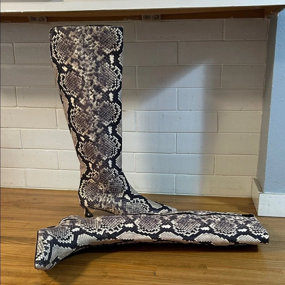 Gianni Bini Gianna Leather Snake Print Kitten Heel Knee High Boots Size 6M